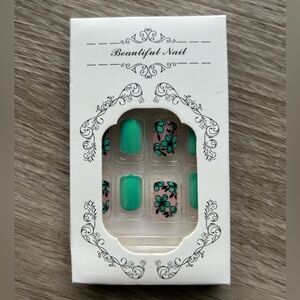 Reusable Press On Nails